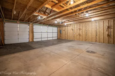 1321 Oakwood Avenue, Dekalb, IL 60115 - Photo 24