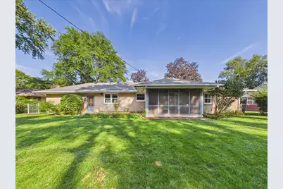 912 Chelsea Avenue, Rockford, IL 61107 - Photo 8