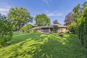 912 Chelsea Ave, Rockford, IL 61107 - Photo 50