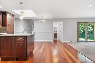 10313 S Cook Ave, Oak Lawn, IL 60453 - Photo 8