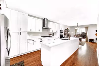 3541 S Prairie Avenue #4, Chicago, IL 60653 - Photo 6
