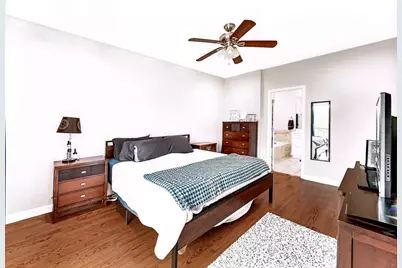 3541 S Prairie Avenue #4, Chicago, IL 60653 - Photo 12