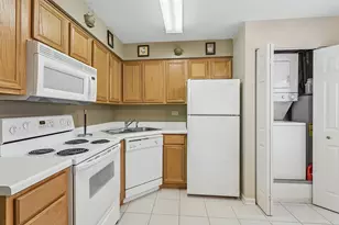 5728 128th St, Crestwood, IL 60418 - Photo 4