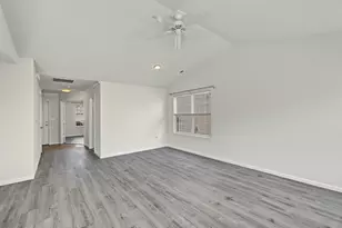 711 Lauterbur Ln, Champaign, IL 61822 - Photo 12