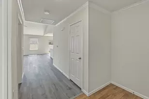 711 Lauterbur Ln, Champaign, IL 61822 - Photo 4