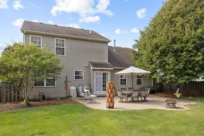 181 W Prairiefield Avenue, Cortland, IL 60112 - Photo 32