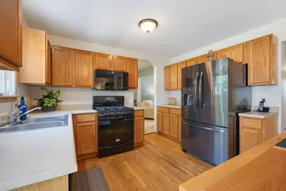 181 W Prairiefield Avenue, Cortland, IL 60112 - Photo 18