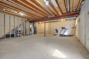 181 W Prairiefield Ave, Cortland, IL 60112 - Photo 30