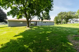 37310 87th St, Burlington, WI 53105 - Photo 6