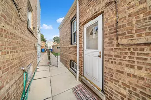 6739 S Kedvale Ave, Chicago, IL 60629 - Photo 26