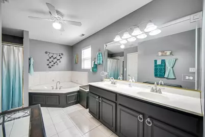 8815 S Talman Avenue, Evergreen Park, IL 60805 - Photo 14