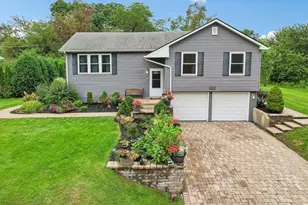 6309 Hilly Way, Cary, IL 60013 - Photo 1