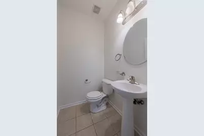 [Address not provided], Elgin, IL 60120 - Photo 14