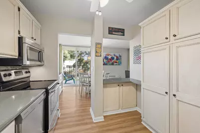 1150 E Jackson Street #2D, Lombard, IL 60148 - Photo 8