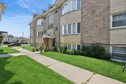 7408 W 58th Street, Summit, IL 60501 - Photo 2