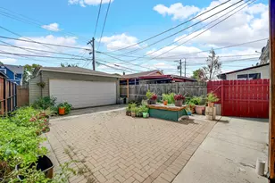 3511 W 58th Pl, Chicago, IL 60629 - Photo 14