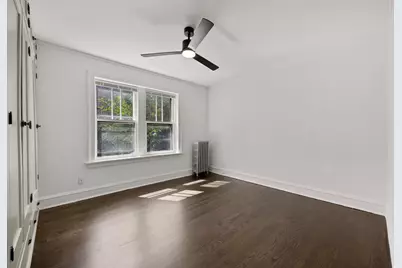 6318 N Artesian Avenue #203, Chicago, IL 60659 - Photo 8