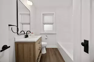 6318 N Artesian Ave, Chicago, IL 60659 - Photo 10