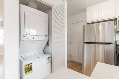 2914 W Berwyn Street #2, Chicago, IL 60625 - Photo 10
