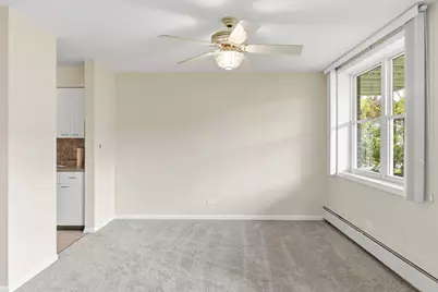 8720 Skokie Boulevard #1G, Skokie, IL 60077 - Photo 6