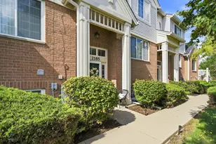 2185 W Concord Ln, Addison, IL 60101 - Photo 1