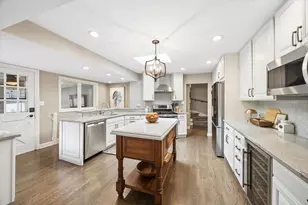 110 S Herbert Rd, Riverside, IL 60546 - Photo 20