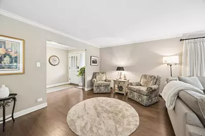 110 S Herbert Road, Riverside, IL 60546 - Photo 10