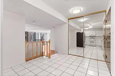 230 E Ontario Street #1905, Chicago, IL 60611 - Photo 4