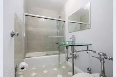 6157 N Sheridan Road #16L, Chicago, IL 60660 - Photo 8