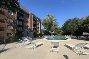 4711 St Joseph Creek Rd, Lisle, IL 60532 - Photo 20