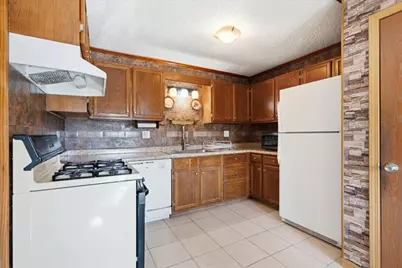 1056 Manchester Court #F, South Elgin, IL 60177 - Photo 10