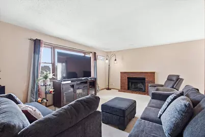 1056 Manchester Court #F, South Elgin, IL 60177 - Photo 6