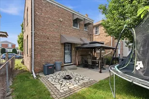 3331 S 61st Ct, Cicero, IL 60804 - Photo 24