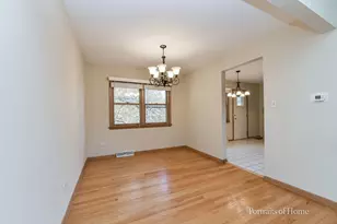 8S122 Washington St, Darien, IL 60561 - Photo 6