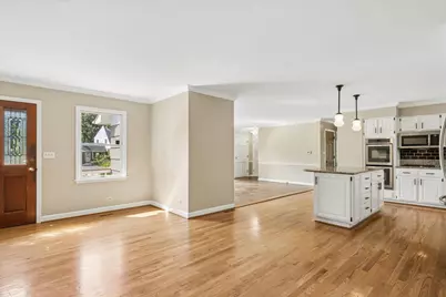 309 Forest Knoll Road, Lake Bluff, IL 60044 - Photo 6