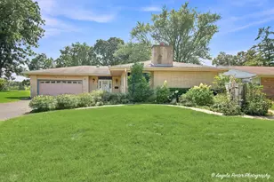 3705 W Young St, McHenry, IL 60050 - Photo 1