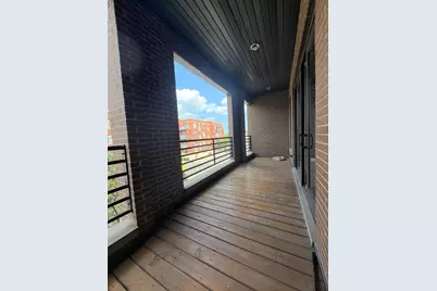 2903 W Irving Park Road #2, Chicago, IL 60618 - Photo 6