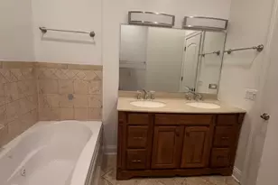 2903 W Irving Park Rd, Chicago, IL 60618 - Photo 20