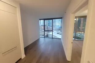 211 N Harbor Dr, Chicago, IL 60601 - Photo 2