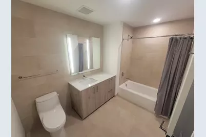 211 N Harbor Drive #307, Chicago, IL 60601 - Photo 8