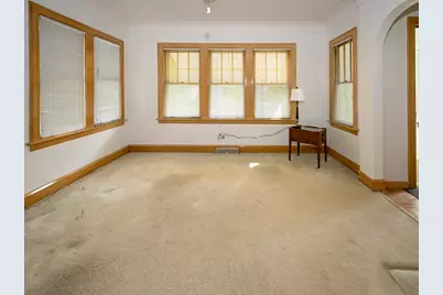 2128 N 72nd Court, Elmwood Park, IL 60707 - Photo 2