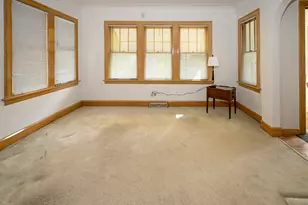 2128 N 72nd Ct, Elmwood Park, IL 60707 - Photo 2