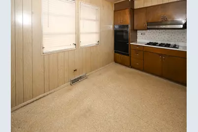 2128 N 72nd Court, Elmwood Park, IL 60707 - Photo 6