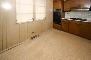 2128 N 72nd Ct, Elmwood Park, IL 60707 - Photo 6