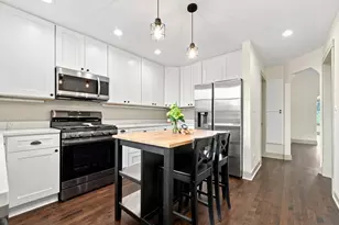 5941 W Waveland Ave, Chicago, IL 60634 - Photo 32