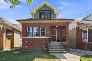 5941 W Waveland Ave, Chicago, IL 60634 - Photo 1