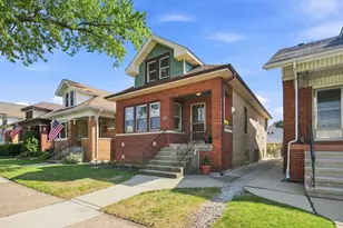 5941 W Waveland Ave, Chicago, IL 60634 - Photo 2