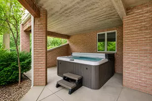151 Palmer Cir, Vernon Hills, IL 60061 - Photo 56