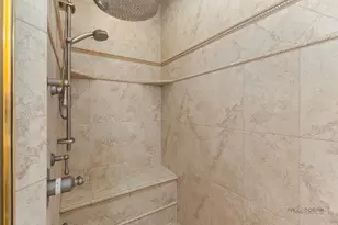 151 Palmer Cir, Vernon Hills, IL 60061 - Photo 30