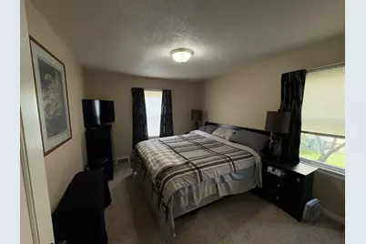 915 N 10th Street, Rochelle, IL 61068 - Photo 18